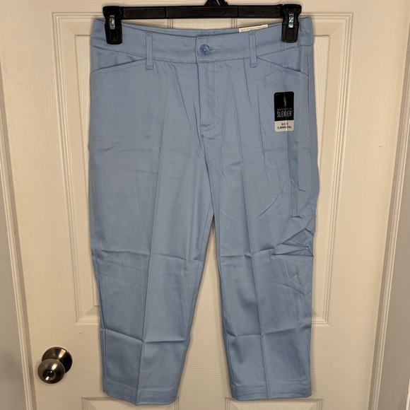 St. John's Bay Pants - NWT St. John's Bay Light Blue Capri Pants